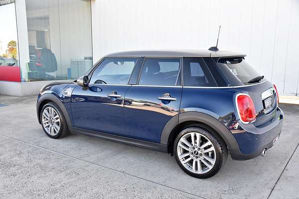 2017 MINI Hatch Cooper F55