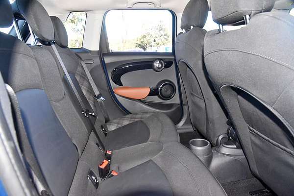 2017 MINI Hatch Cooper F55