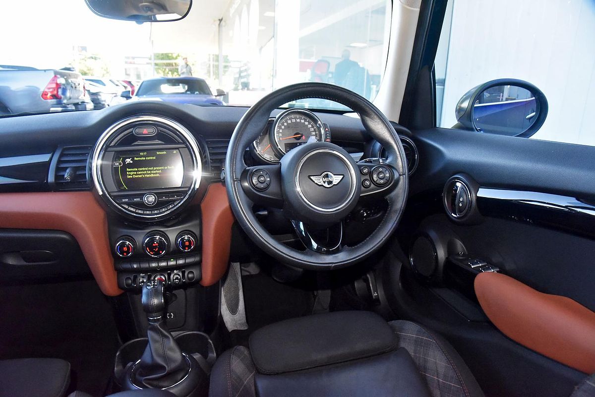 2017 MINI Hatch Cooper F55