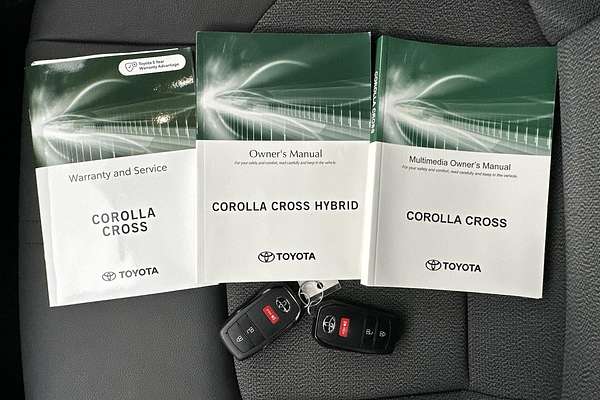 2024 Toyota Corolla Cross GXL MXGH10R
