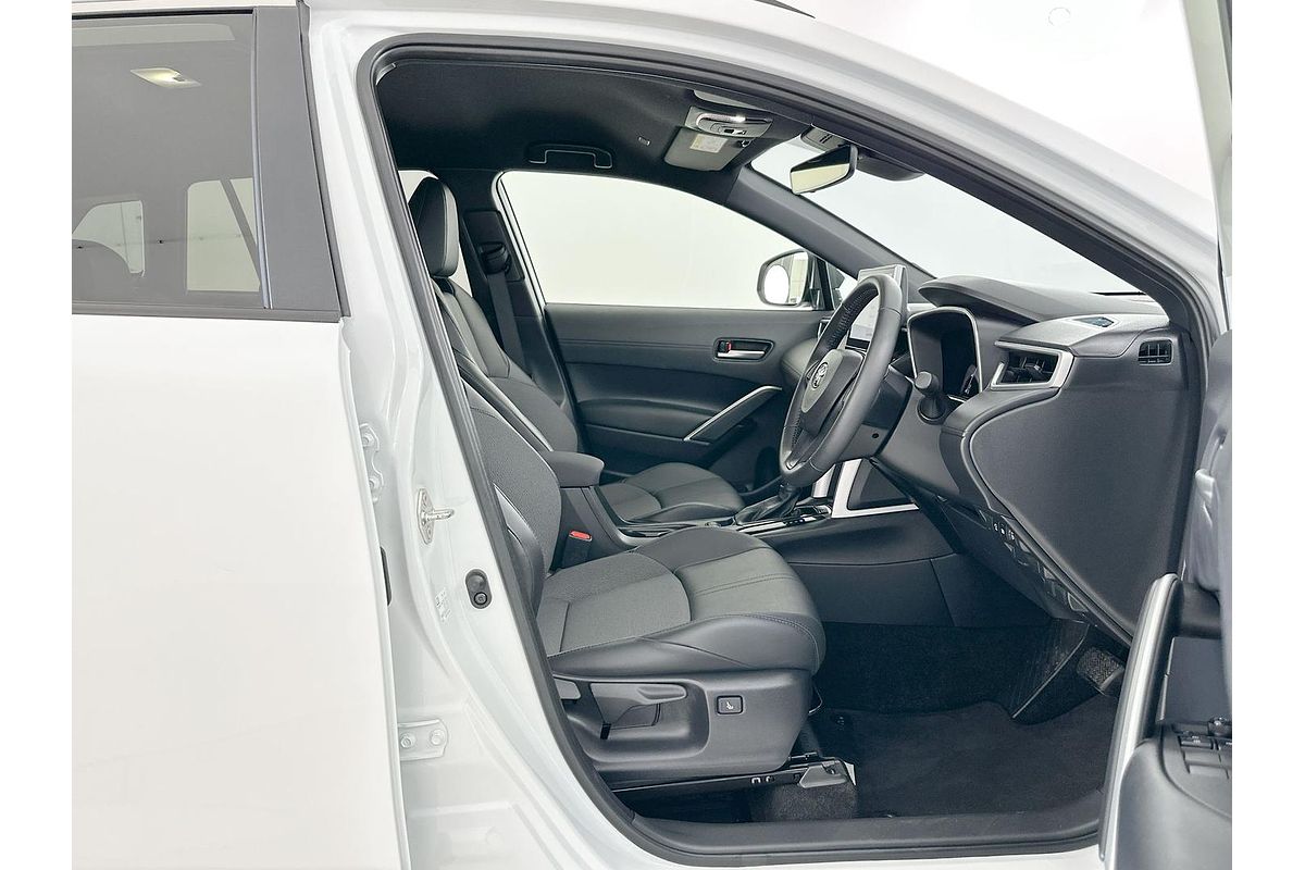 2024 Toyota Corolla Cross GXL MXGH10R