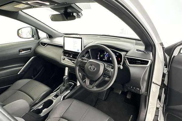 2024 Toyota Corolla Cross GXL MXGH10R