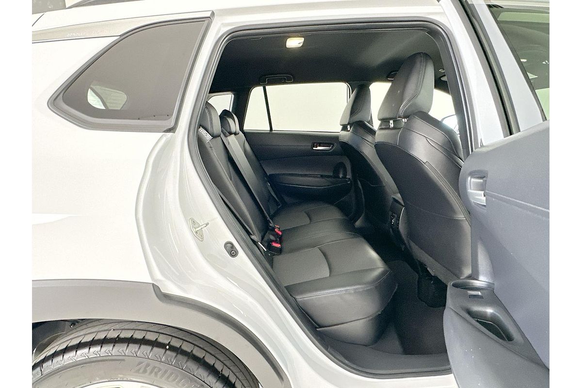 2024 Toyota Corolla Cross GXL MXGH10R