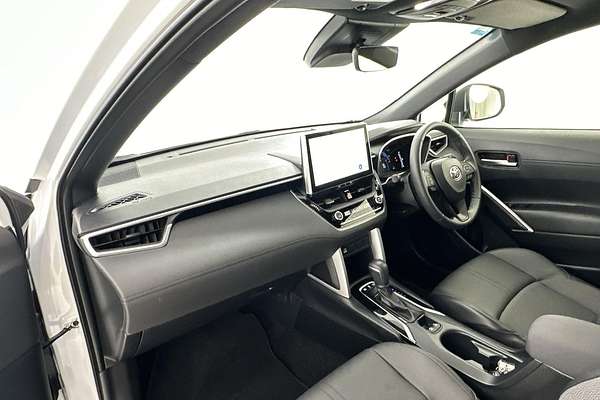2024 Toyota Corolla Cross GXL MXGH10R