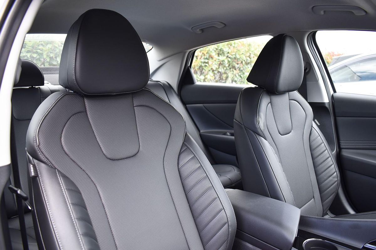 2024 Hyundai i30 Elite CN7.V2
