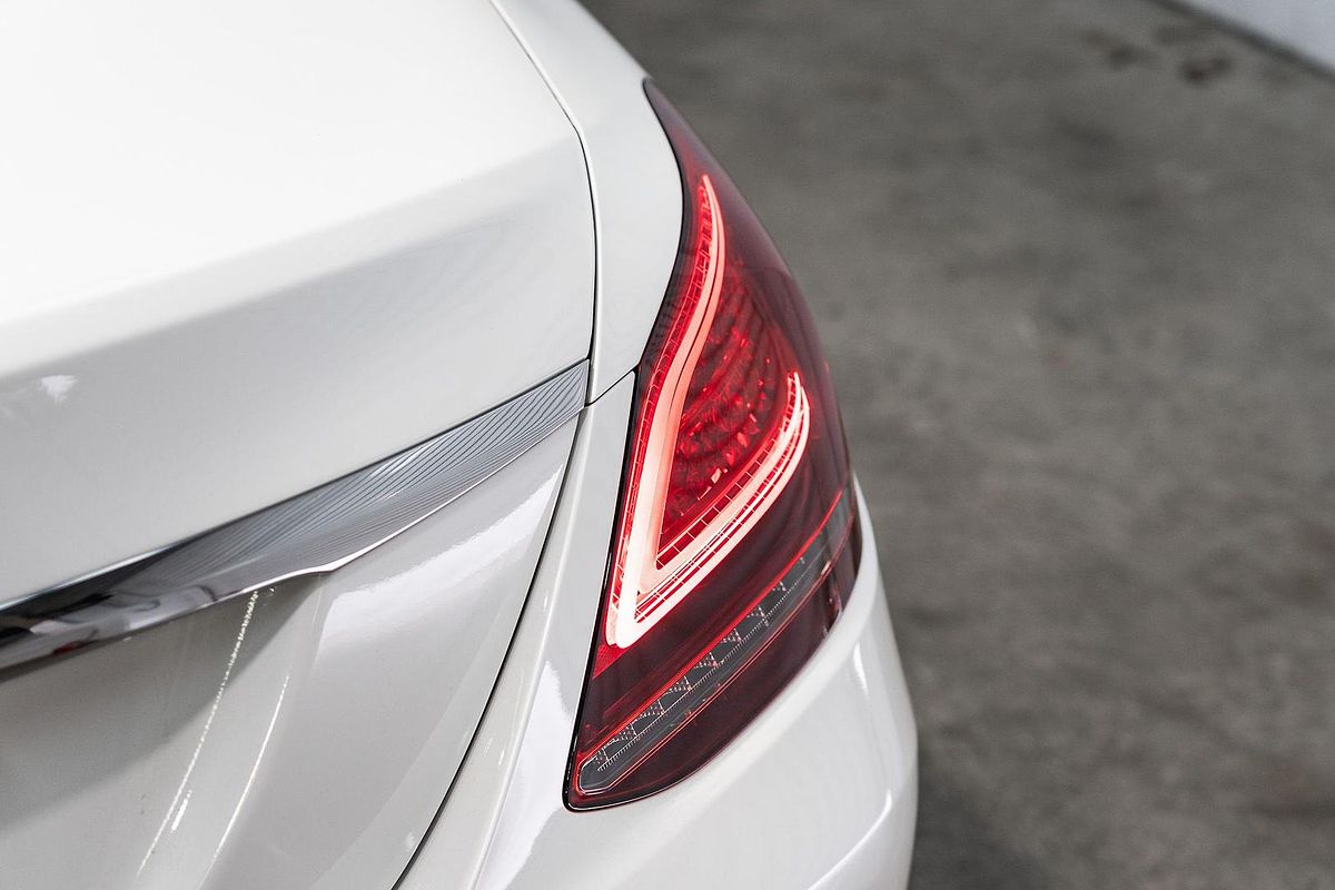 2018 Mercedes-Benz C-Class C200 W205