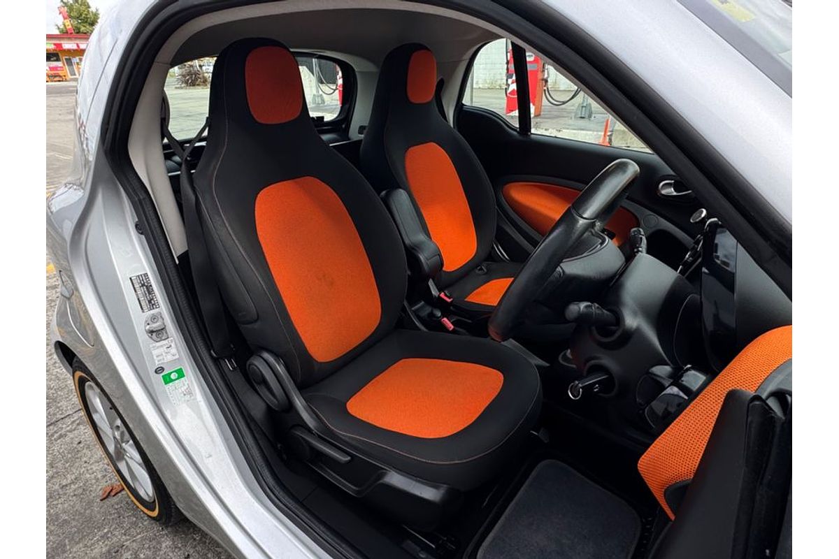 2015 smart FORTWO