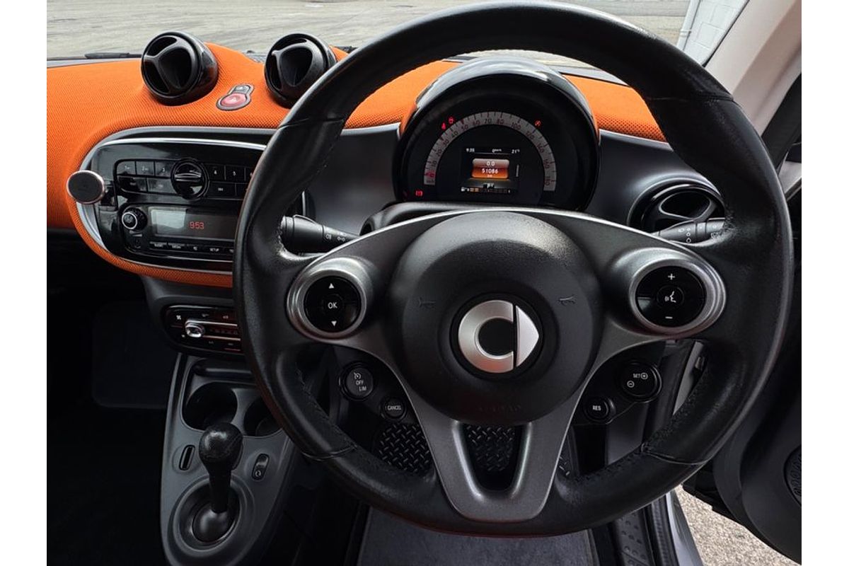 2015 smart FORTWO
