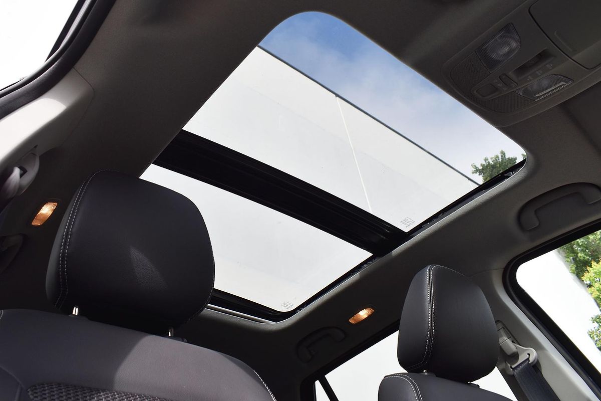 2023 Suzuki S-Cross ALLGRIP Prestige JYB