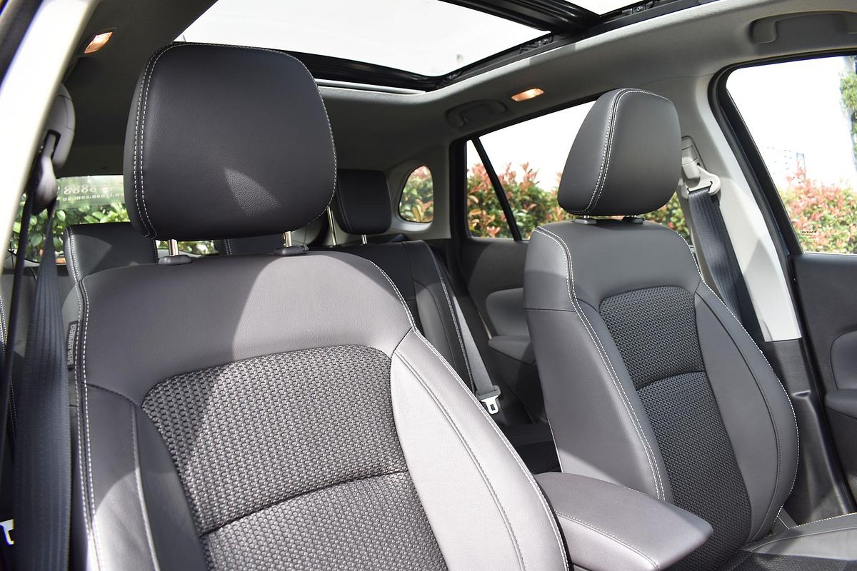 2023 Suzuki S-Cross ALLGRIP Prestige JYB