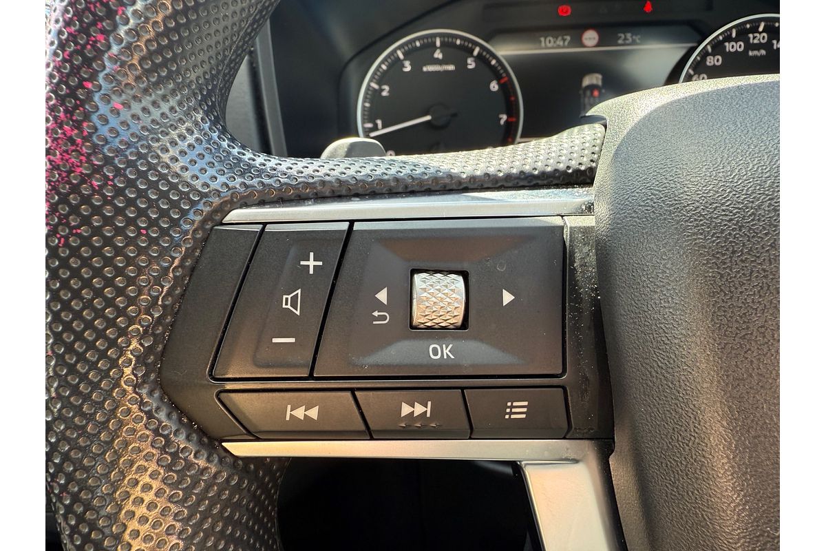 2023 Mitsubishi Outlander ES ZM