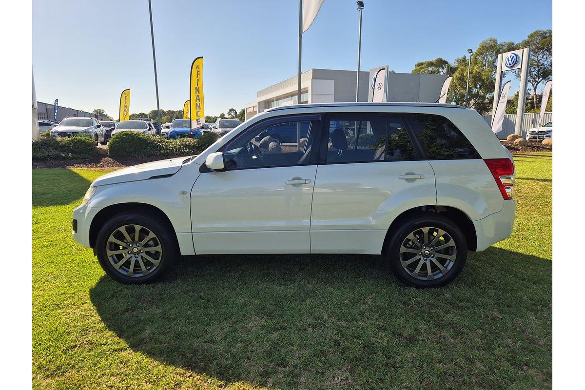 2016 Suzuki Grand Vitara Navigator JB