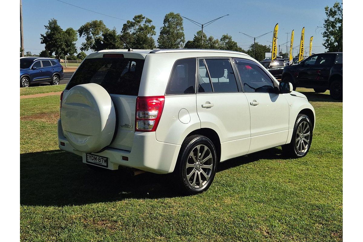 2016 Suzuki Grand Vitara Navigator JB