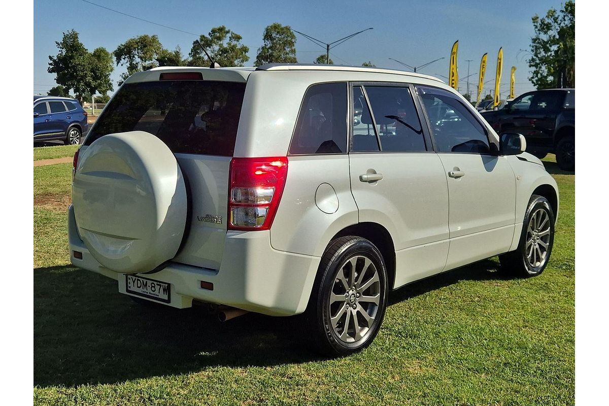 2016 Suzuki Grand Vitara Navigator JB