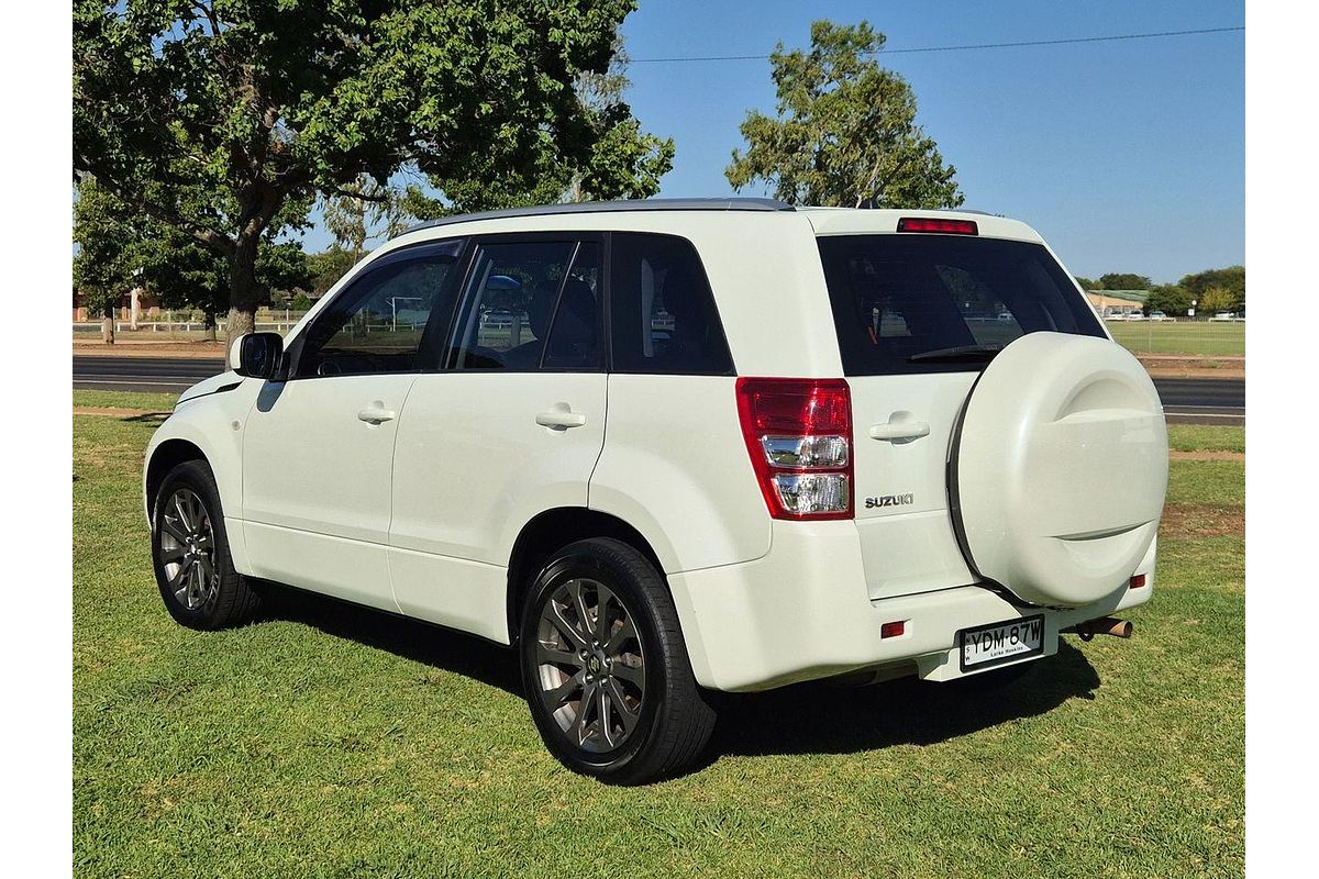 2016 Suzuki Grand Vitara Navigator JB