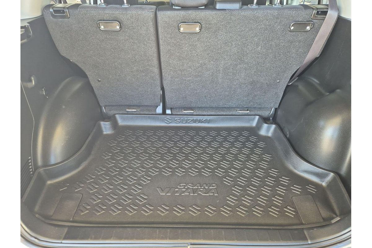 2016 Suzuki Grand Vitara Navigator JB