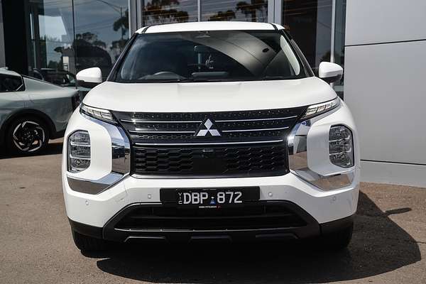 2024 Mitsubishi Outlander PHEV ES ZM