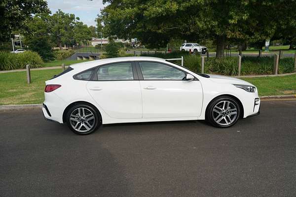 2019 Kia Cerato Sport + NAV BD MY19