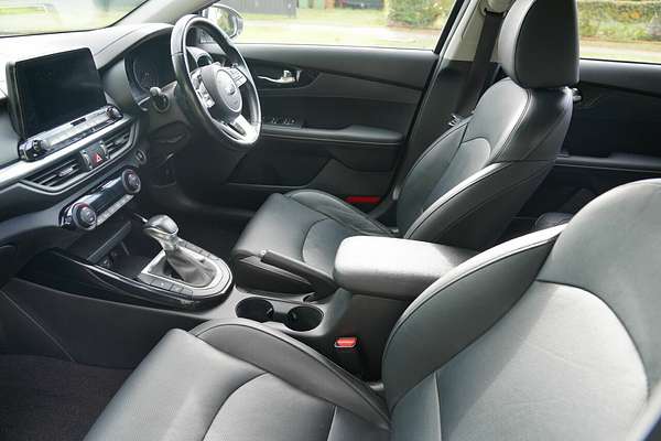 2019 Kia Cerato Sport + NAV BD MY19