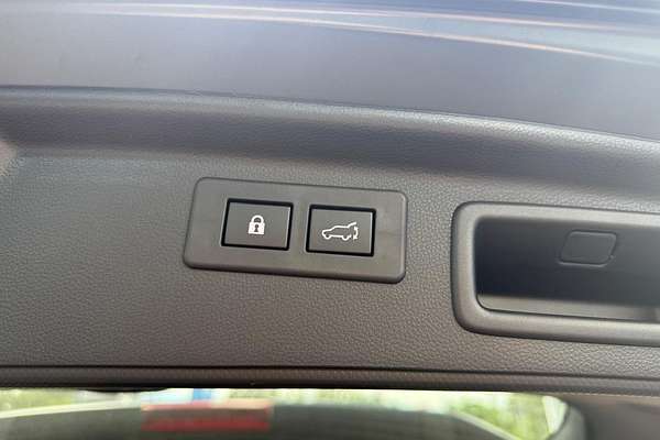 2024 Subaru Forester 2.5i Premium S5