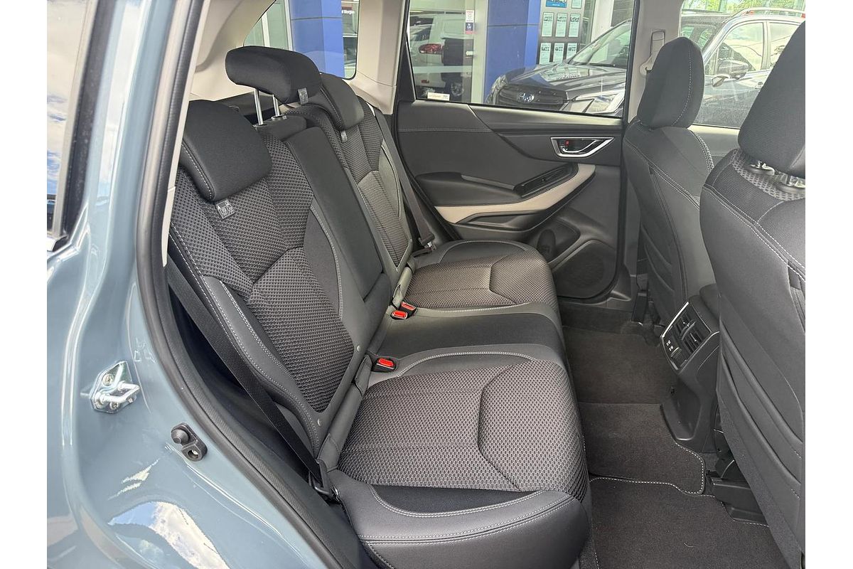 2024 Subaru Forester 2.5i Premium S5