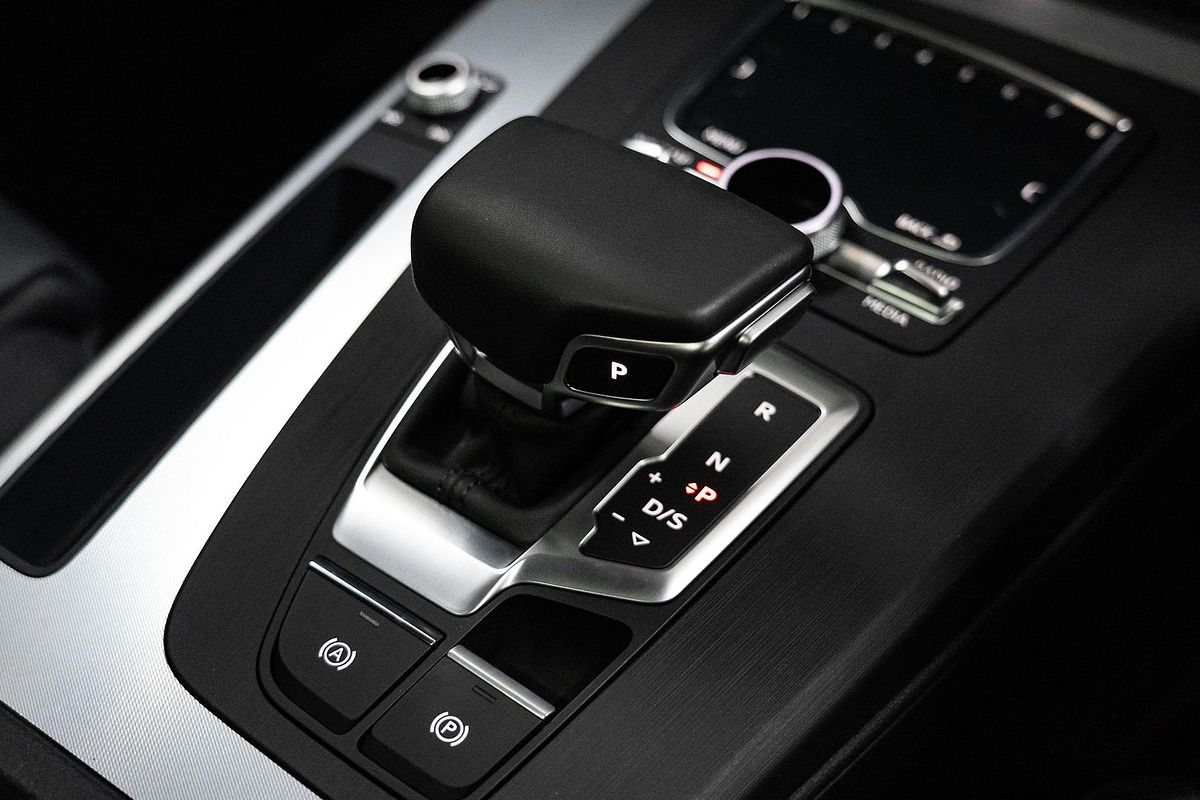 2020 Audi Q5 45 TFSI sport FY