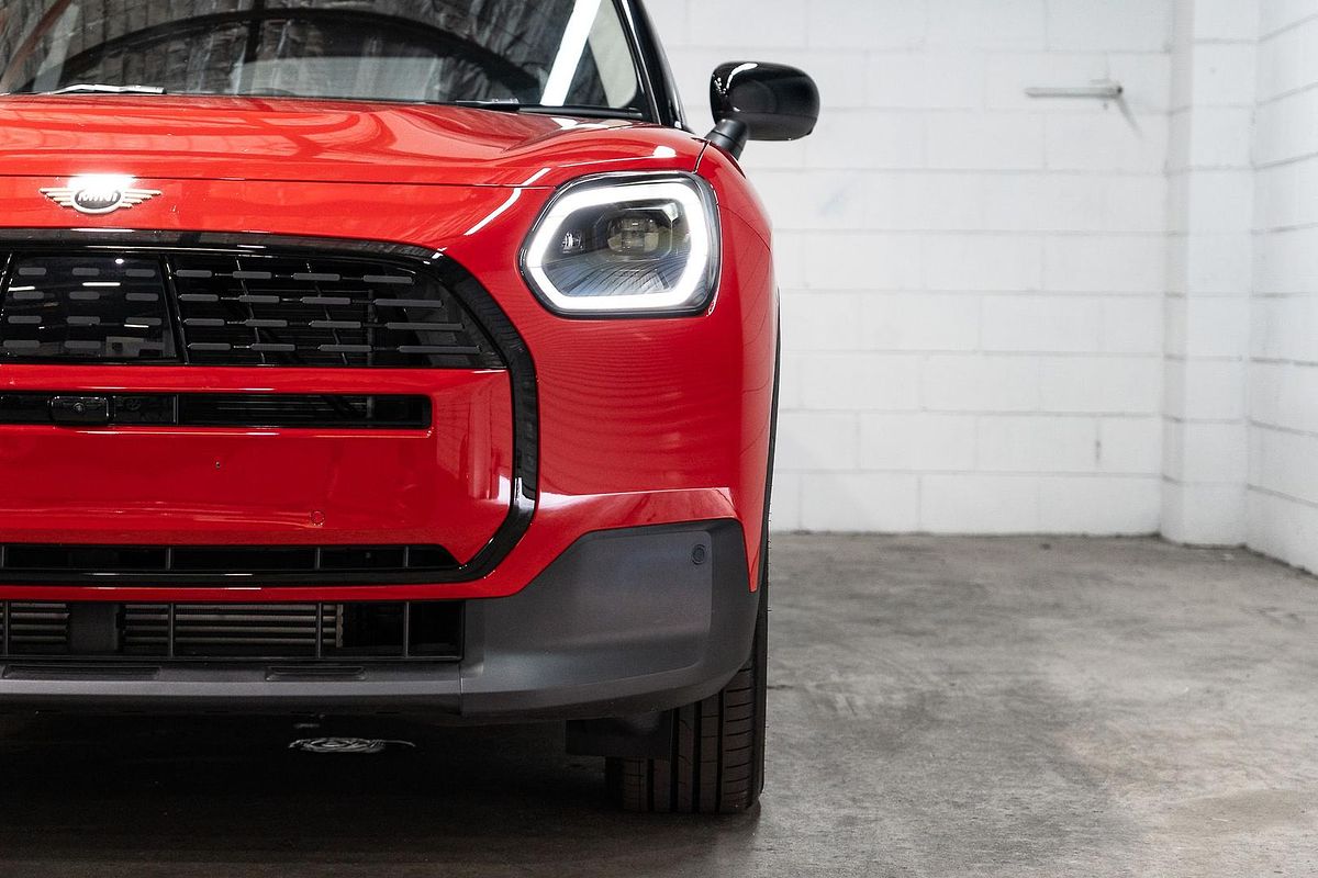 2024 MINI Countryman C Classic U25