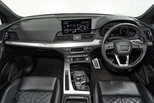 2022 Audi Q5 45 TFSI S Line FY