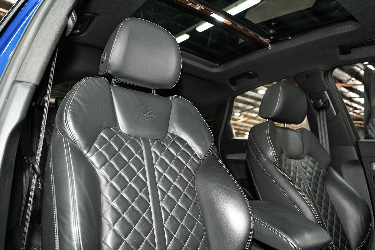 2022 Audi Q5 45 TFSI S Line FY