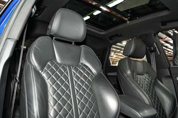 2022 Audi Q5 45 TFSI S Line FY