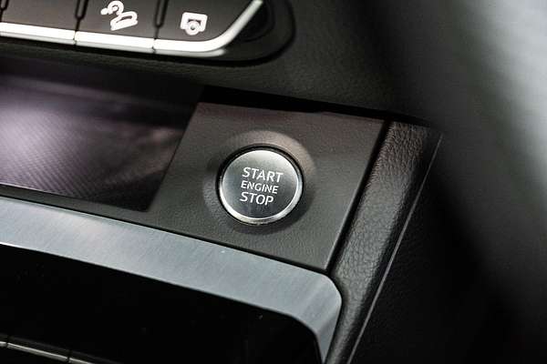 2022 Audi Q5 45 TFSI S Line FY