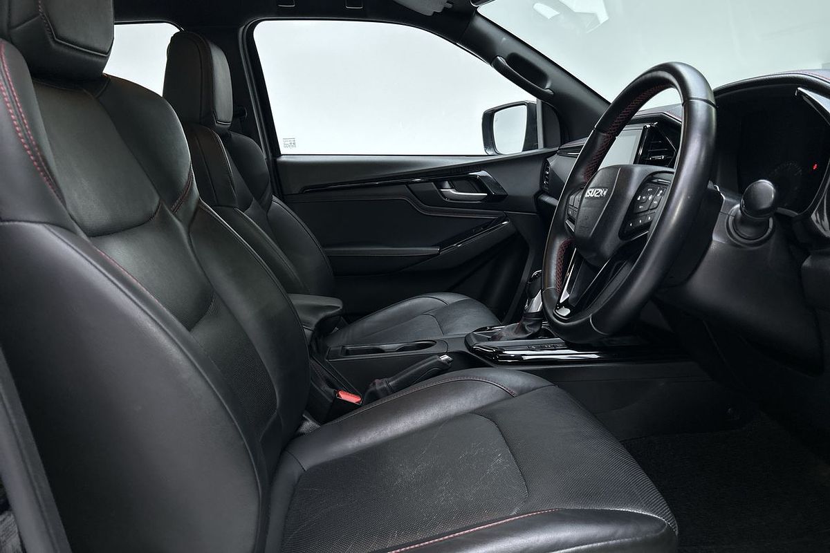 2022 Isuzu D-MAX X-TERRAIN 4X4