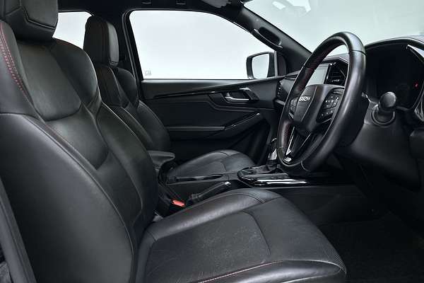 2022 Isuzu D-MAX X-TERRAIN 4X4