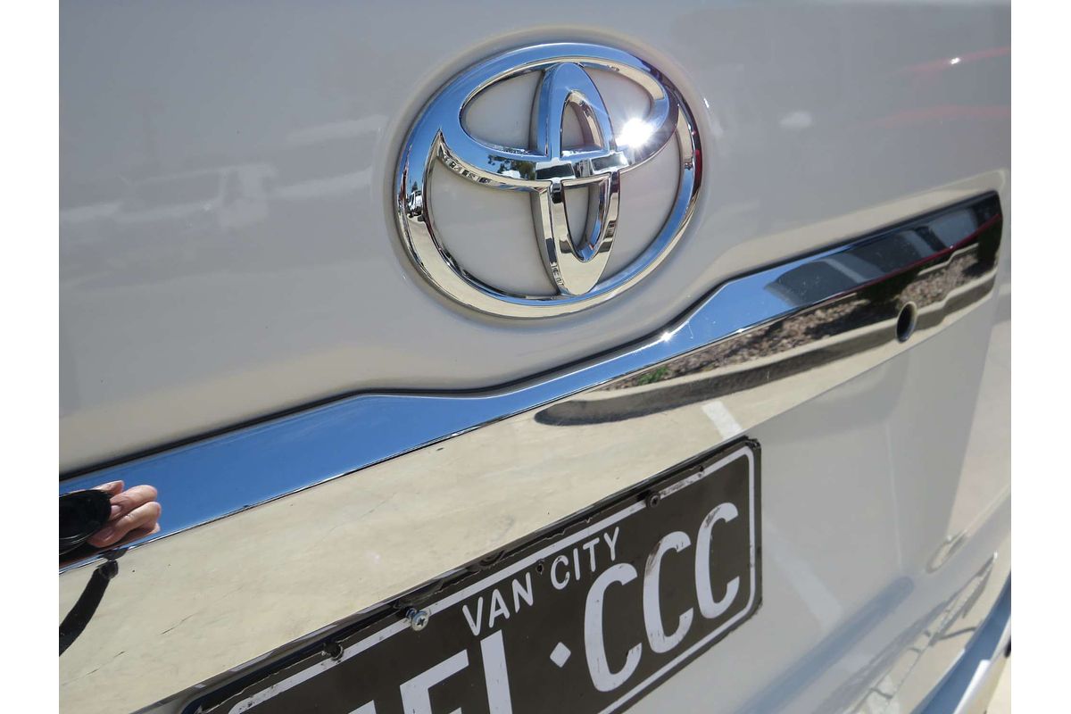 2019 Toyota Hiace  KDH201R LWB