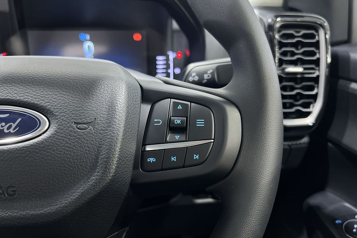 2024 Ford Everest Ambiente