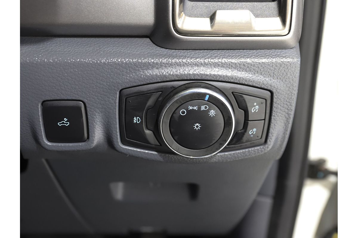 Ford RANGER 2015.00 DOUBLE PU XLT . 3.2D 6A 4X4 (iXBT9B4)