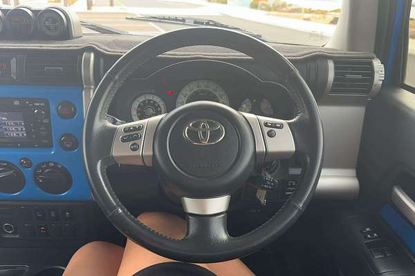 2011 Toyota FJ Cruiser GSJ15R
