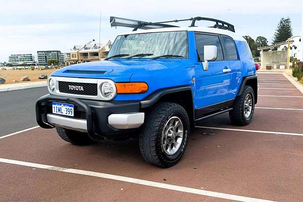 2011 Toyota FJ Cruiser GSJ15R
