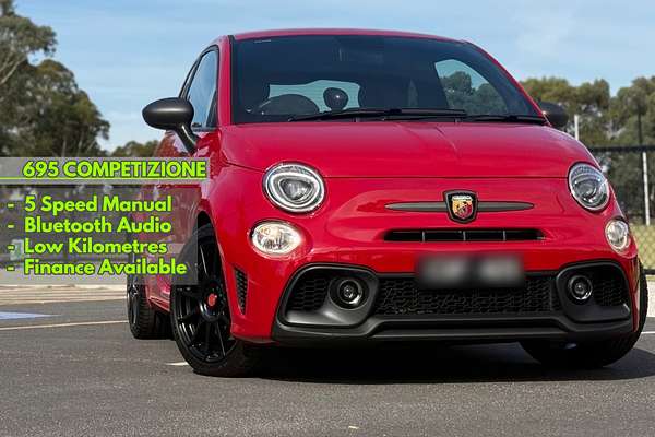 2022 Abarth 695 Competizione