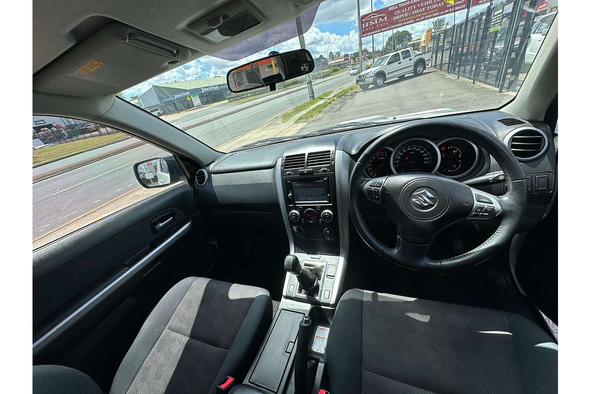 2015 Suzuki Grand Vitara Navigator JB