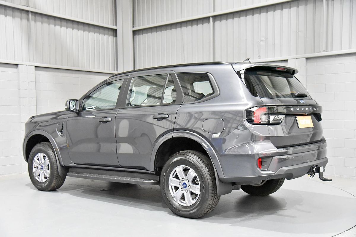 2024 Ford Everest Ambiente