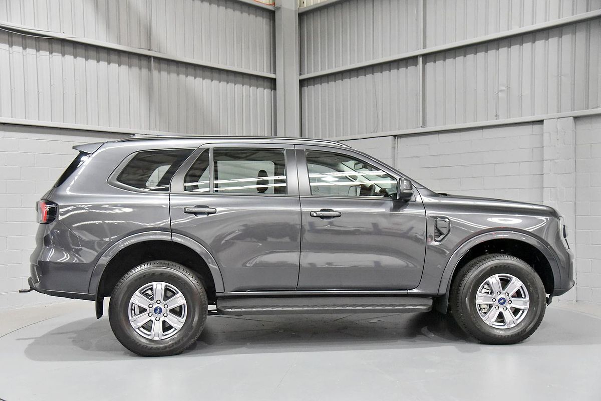 2024 Ford Everest Ambiente