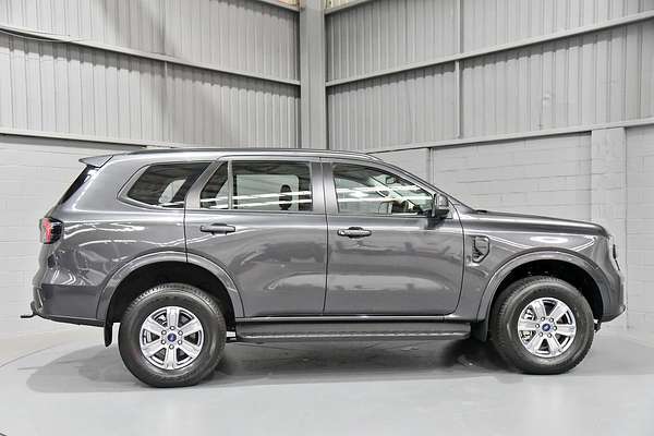 2024 Ford Everest Ambiente