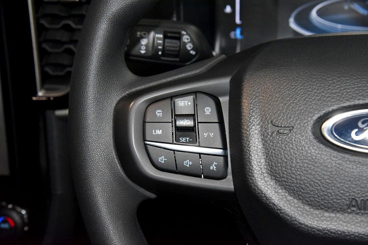 2024 Ford Everest Ambiente
