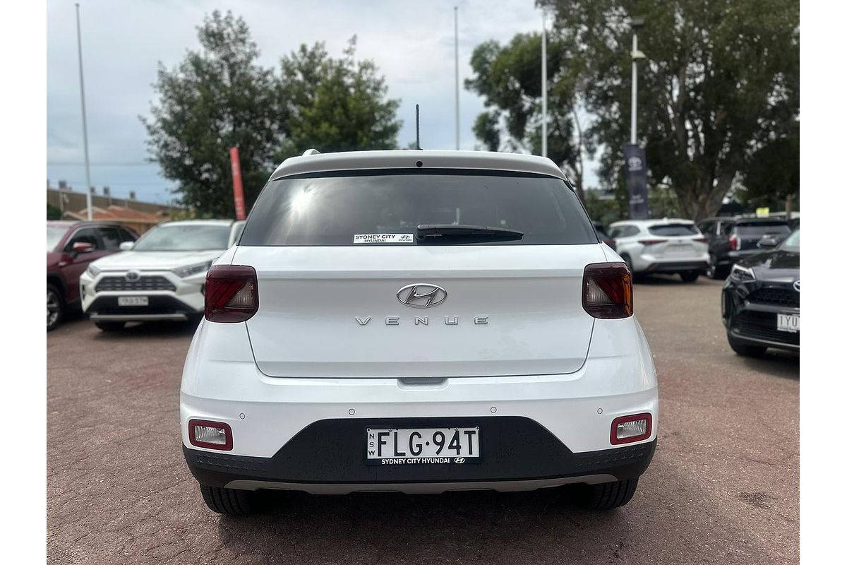 2024 Hyundai Venue Elite QX.V5