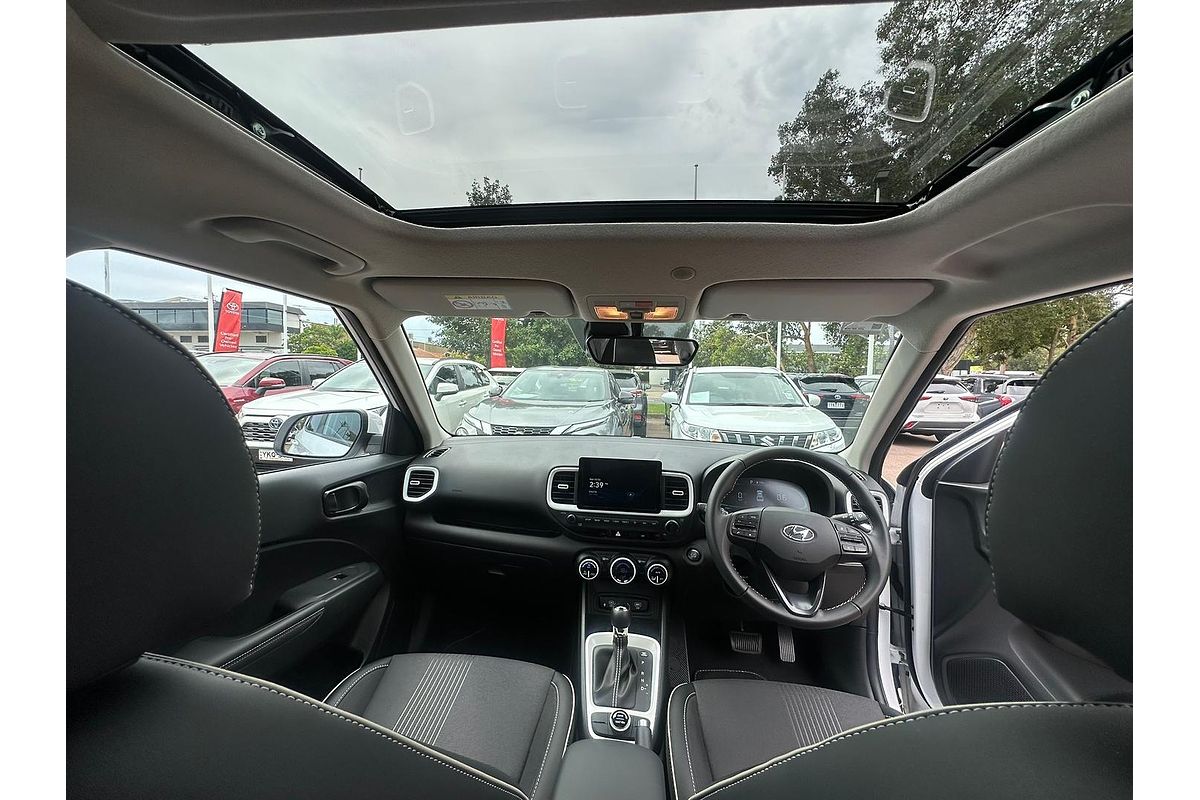 2024 Hyundai Venue Elite QX.V5