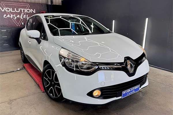 2017 Renault CLIO EXPRESSION X98
