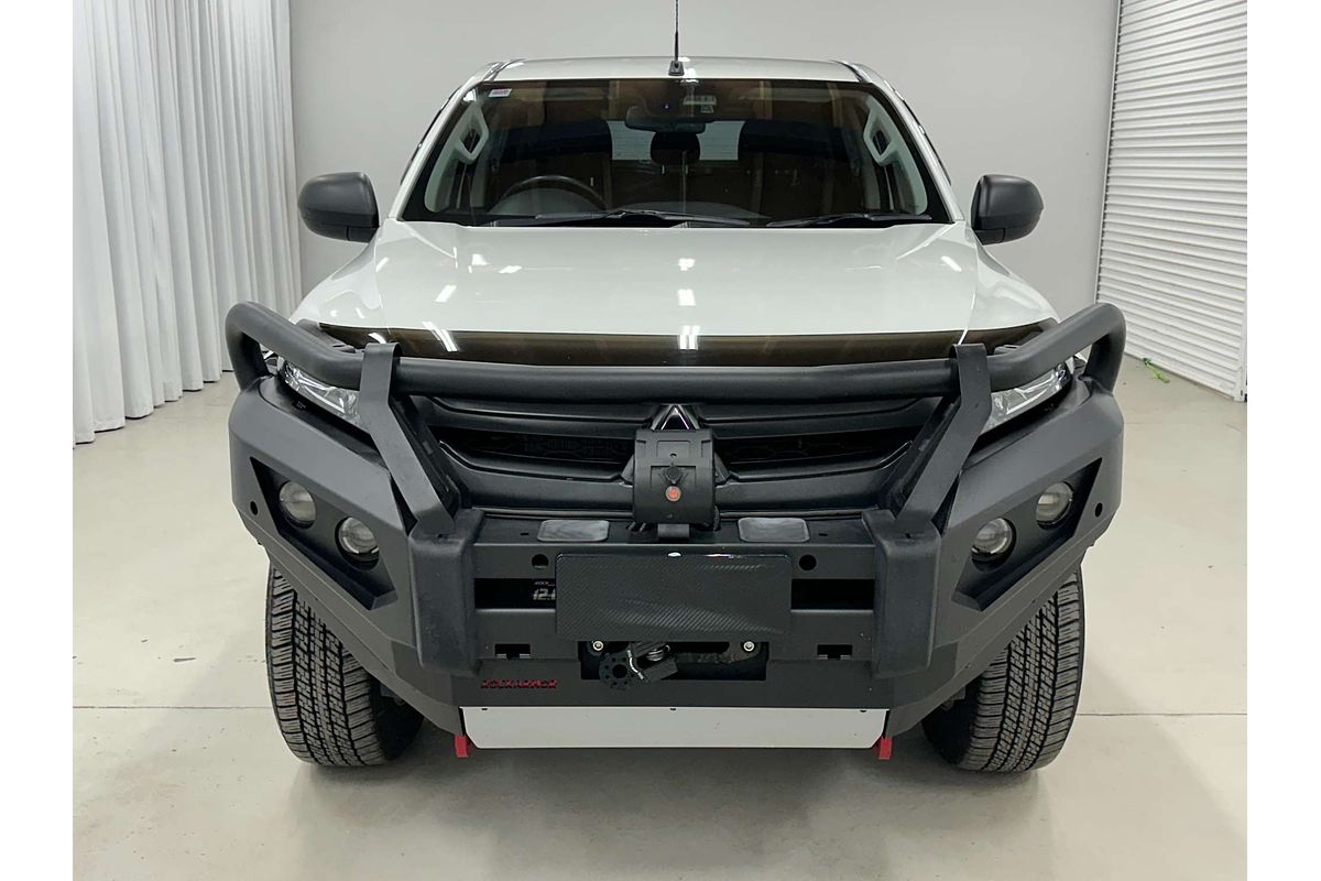 2023 Mitsubishi Triton GLX-R MR 4X4