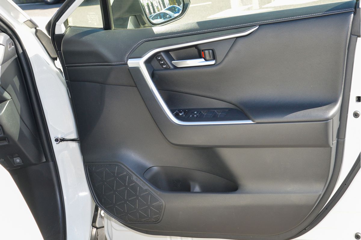 2021 Toyota RAV4 Cruiser AXAH54R