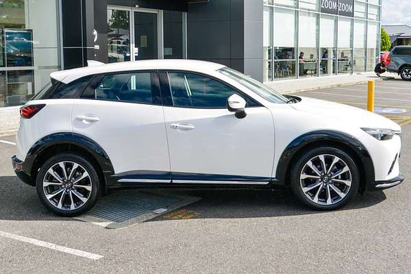 2022 Mazda CX-3 sTouring DK